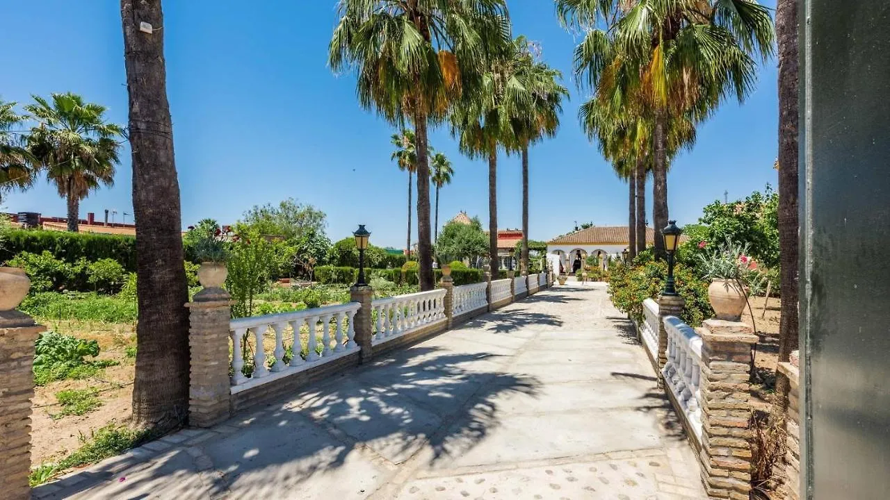 Casa Campo La Capilla Los Palacios Y Villafranca By Ruralidays